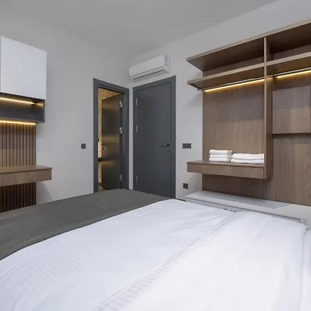 Casa Diva Luxury וילה באלאק